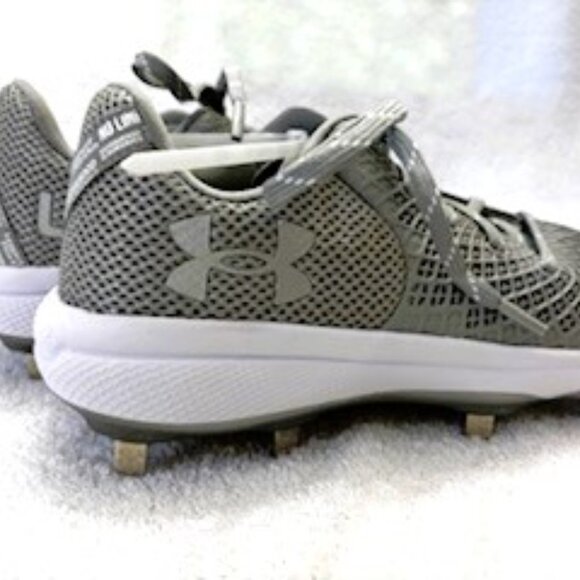 Under Armour Glyde 2.0 Softball Cleat in gray/metallic silver NWOT Size 9 - Picture 4 of 9
